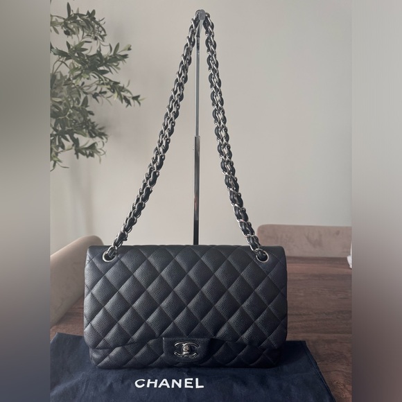 CHANEL Handbags - Chanel Classic Jumbo Double Flap Bag